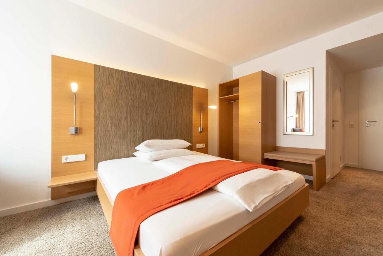 Hotel Gasthof Krone Niederstetten Eksteriør bilde