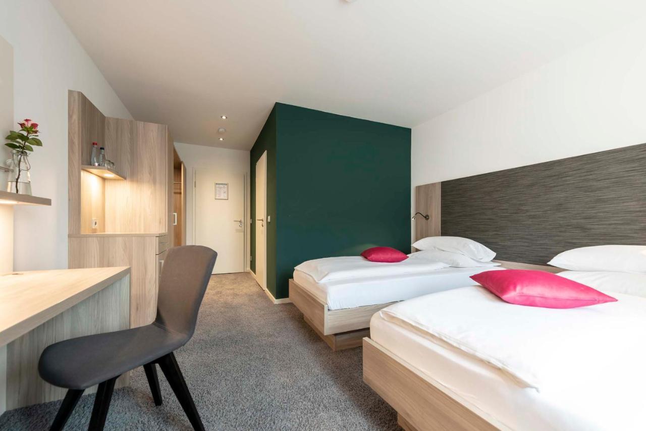 Hotel Gasthof Krone Niederstetten Eksteriør bilde