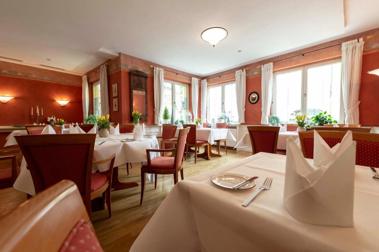 Hotel Gasthof Krone Niederstetten Eksteriør bilde