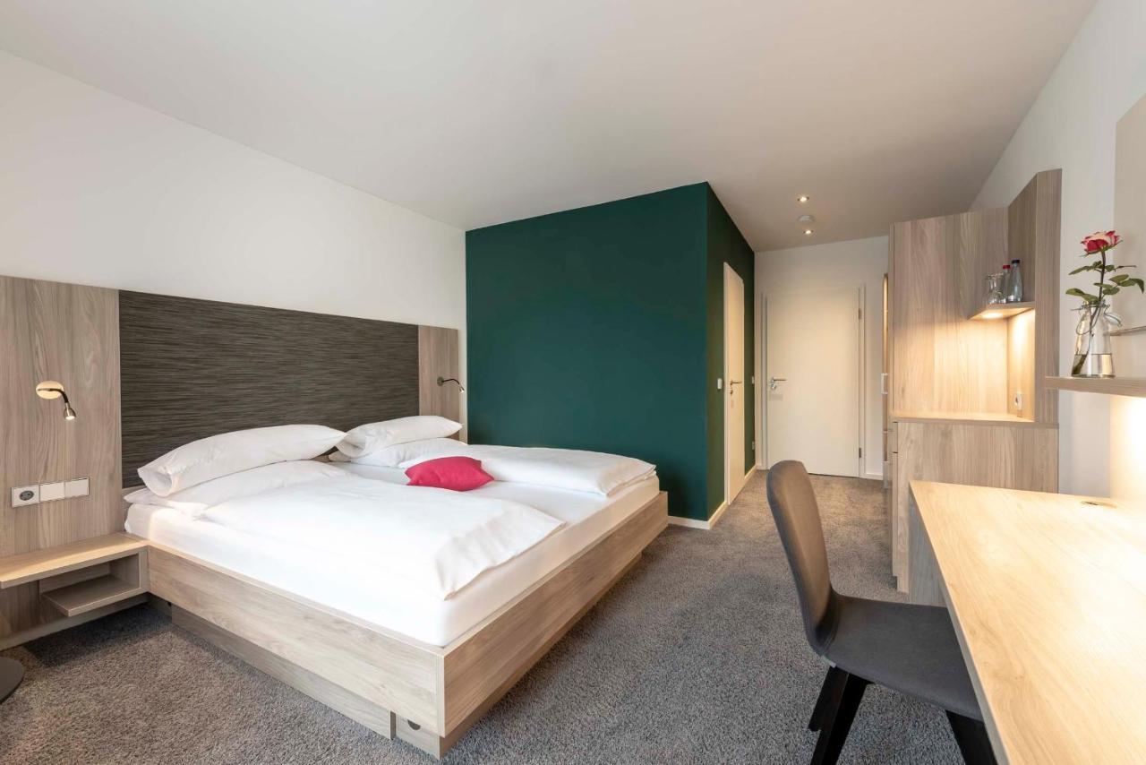 Hotel Gasthof Krone Niederstetten Eksteriør bilde